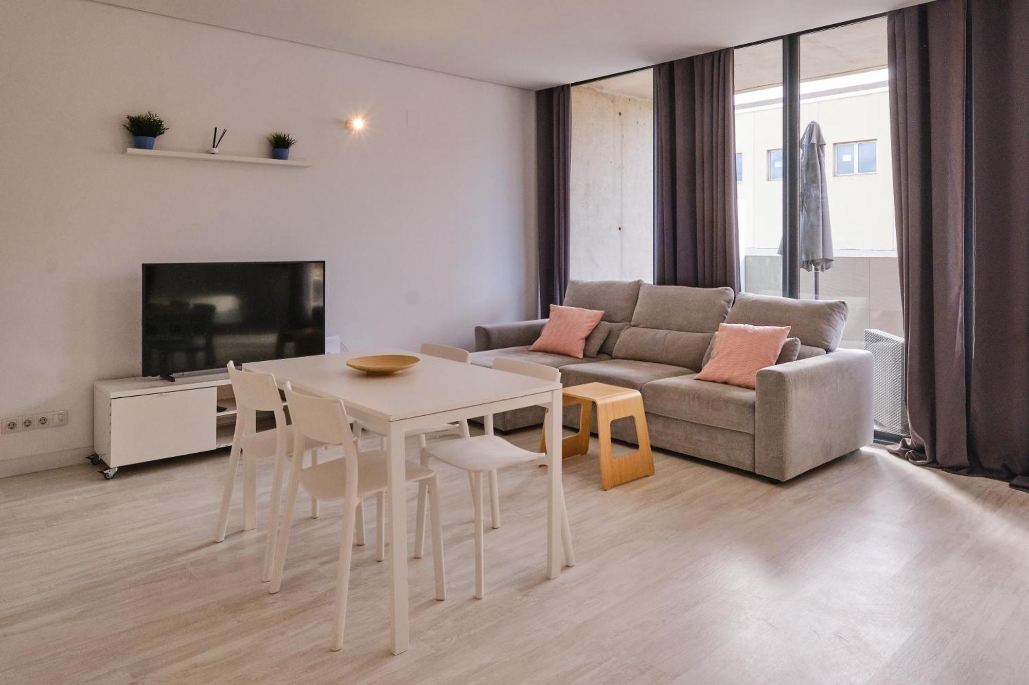Aeropuerto Loft Poligono Apartment Manises Room photo